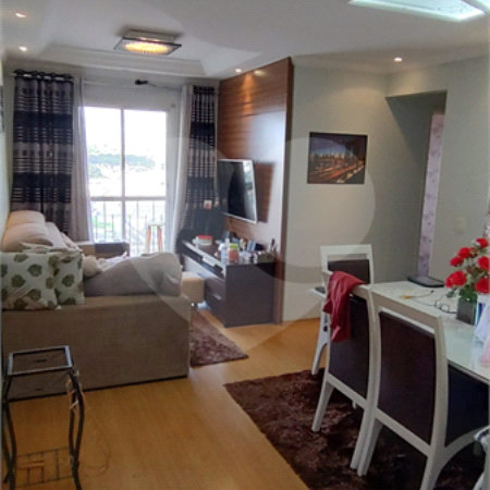 Apartamento à venda com 3 quartos em Vila Antonieta, São Paulo, SP