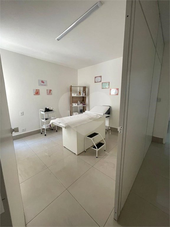 Sobrado à venda com 5 quartos, sendo 1 suíte, em Santa Teresinha, São Paulo, SP