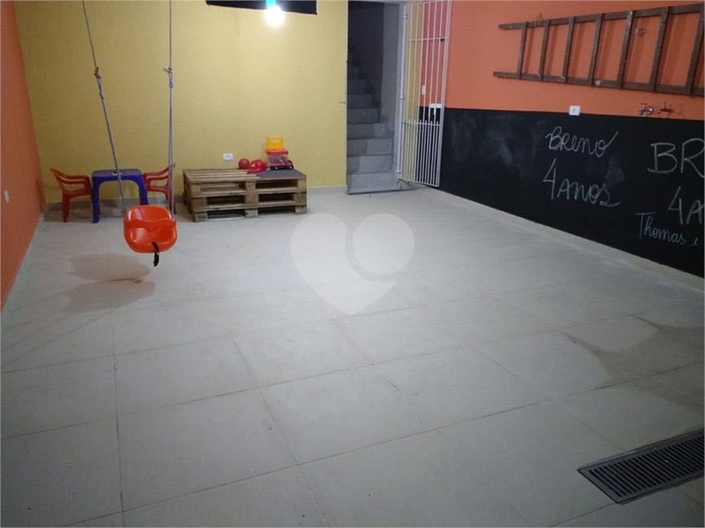 Sobrado à venda com 3 quartos, sendo 1 suíte, em Vila Laís, São Paulo, SP