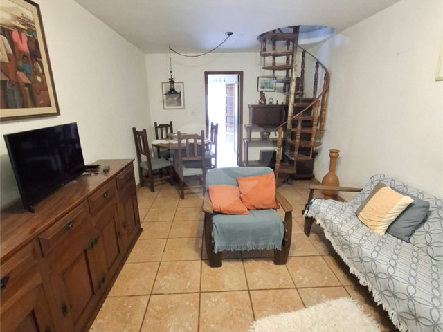 Sobrado à venda com 2 quartos em Alto da Boa Vista, São Paulo, SP