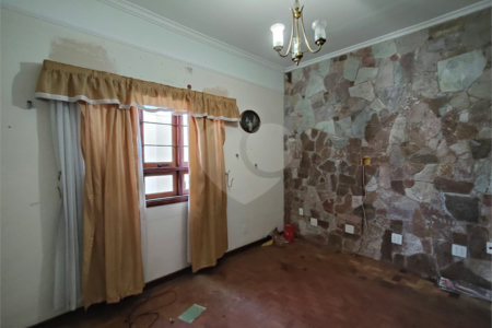 Casa à venda com 3 quartos, sendo 1 suíte,  no Centro, Itapetininga, SP