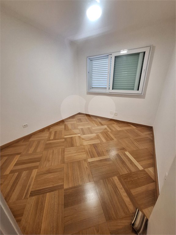 Apartamento à venda com 3 quartos, sendo 1 suíte, em Paraíso do Morumbi, São Paulo, SP