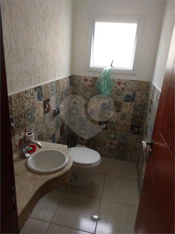 Sobrado à venda com 3 quartos, sendo 1 suíte, em Vila Mazzei, São Paulo, SP