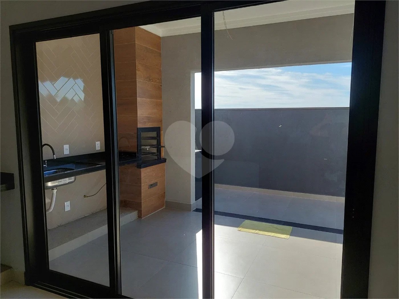 Casa à venda com 3 suítes no condomínio Terras de Santa Martha, Ribeirão Preto - SP