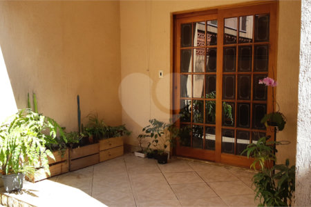 Sobrado à venda com 7 quartos, sendo 2 suítes, em Jardim Marajoara, São Paulo, SP