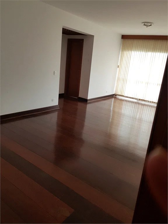 Apartamento à venda com 3 suítes em Conjunto Residencial Morumbi, São Paulo, SP
