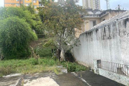 Terreno à venda com 2 quartos em Vila Gomes, São Paulo, SP