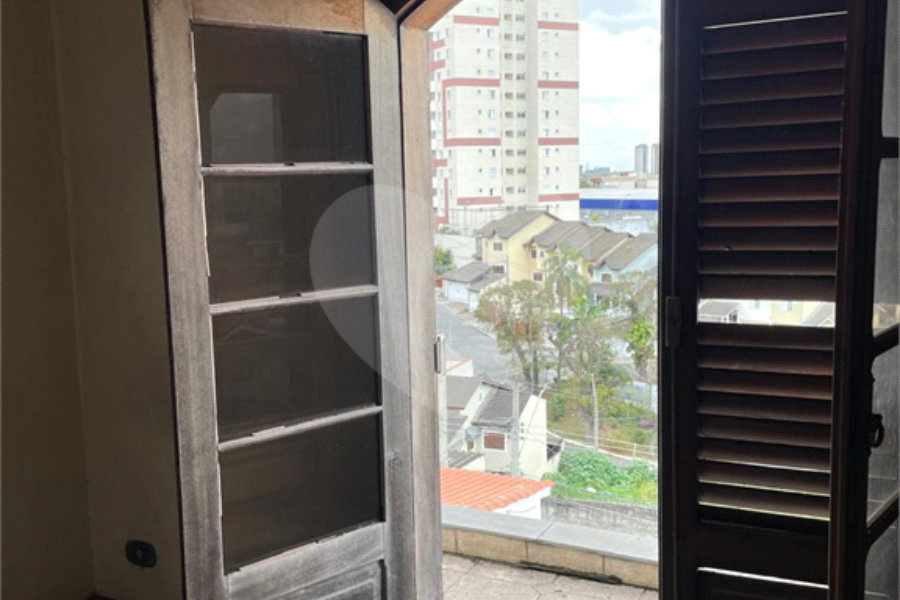 Sobrado à venda com 3 quartos, sendo 2 suítes, em Vila Rosalia, Guarulhos, SP