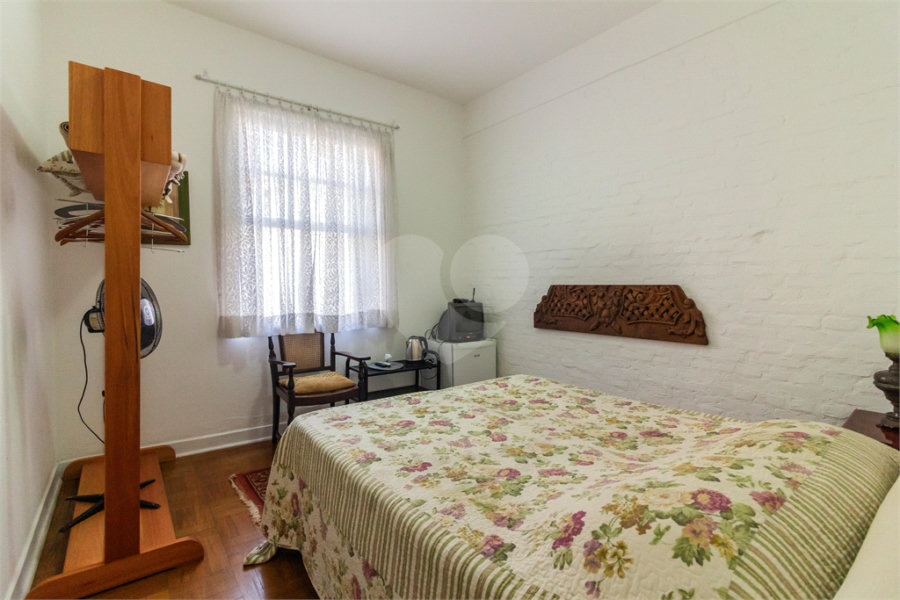 Casa à venda com 3 quartos, sendo 1 suíte, em Jardim Paulistano, São Paulo, SP