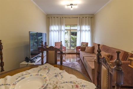 Casa à venda com 5 quartos, sendo 1 suíte, em Vila Nova Conceição, São Paulo, SP