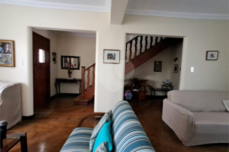 Casa à venda com 3 quartos em Água Branca, São Paulo, SP