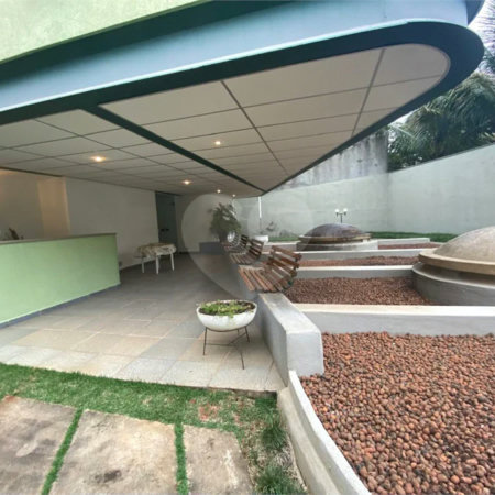 Casa térrea com 3 quartos para alugar no Jardim dos Estados, São Paulo - SP