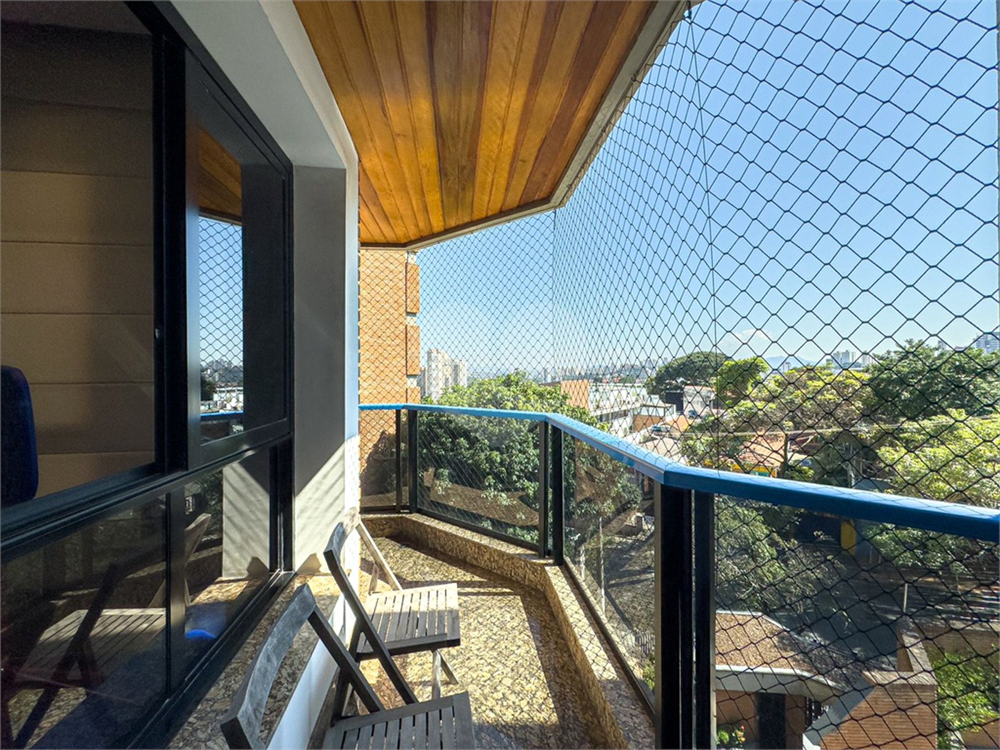 Apartamento à venda com 3 suítes em Sumarezinho, São Paulo, SP