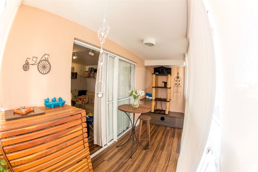 Apartamento à venda com 3 quartos, sendo 1 suíte, em Vila Campestre, São Paulo, SP