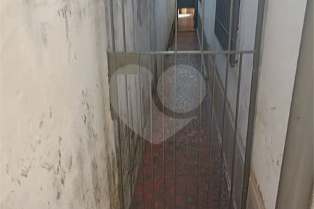 Casa à venda com 3 quartos, sendo 1 suíte,  no Centro, Mogi das Cruzes, SP