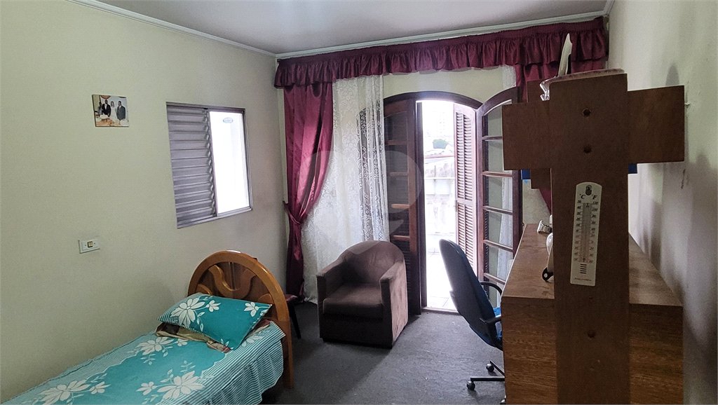 Sobrado à venda com 2 quartos em Cidade Líder, São Paulo, SP