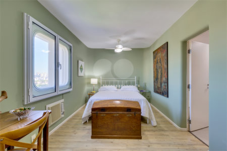 Apartamento à venda com 3 quartos, sendo 1 suíte, em Granja Julieta, São Paulo, SP