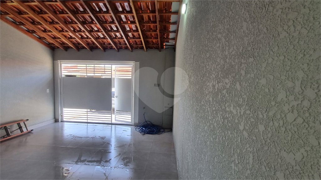 Casa à venda com 3 quartos, sendo 1 suíte, em Vila Brizzola, Indaiatuba, SP