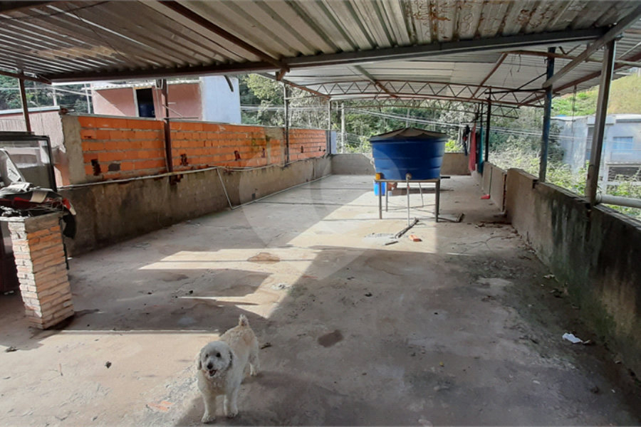 Sobrado à venda com 3 quartos, sendo 1 suíte, em Serra da Cantareira, Mairiporã, SP