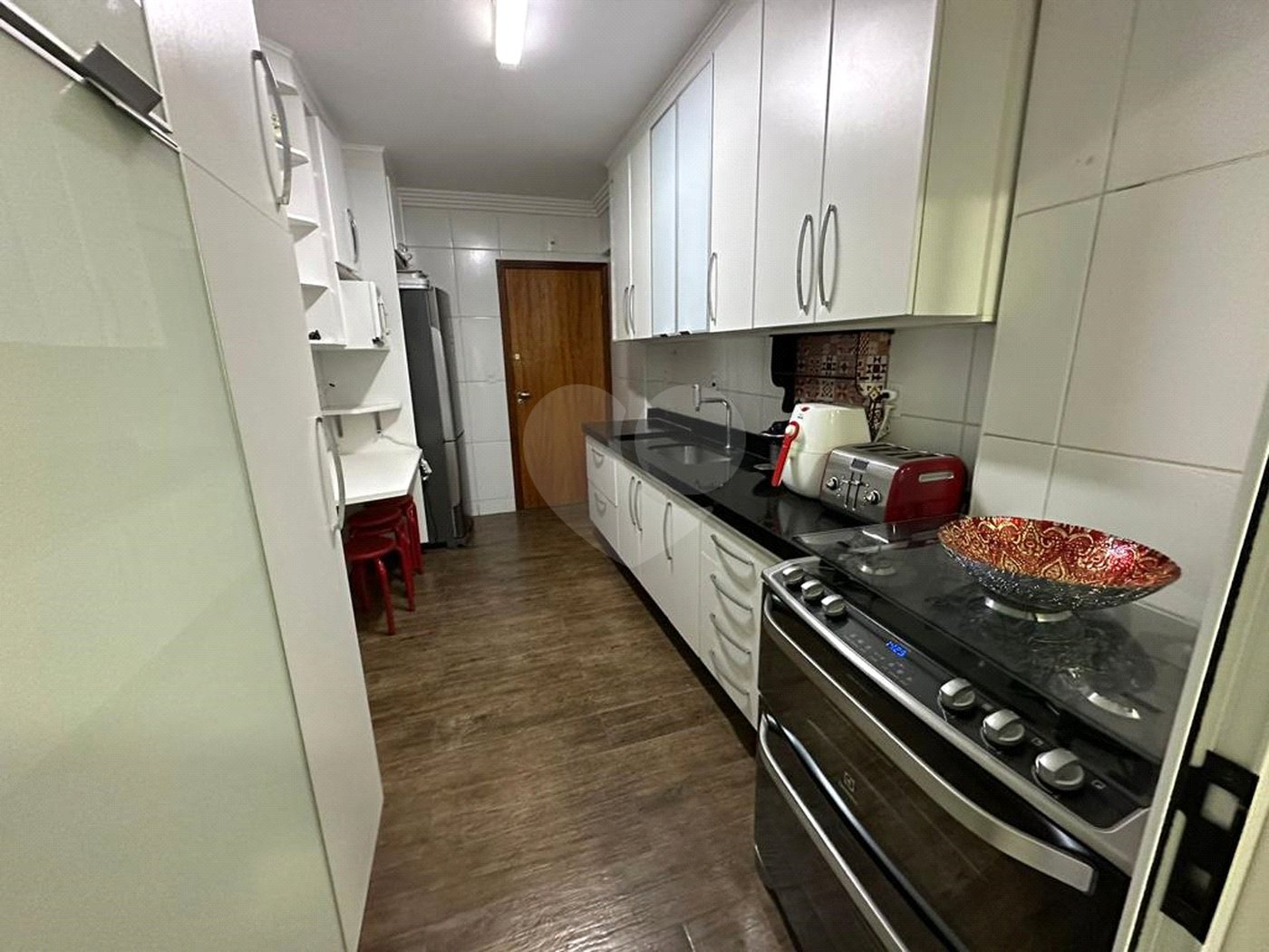 Apartamento para alugar com 3 quartos, sendo 2 suítes, em Jardim Emília, Sorocaba, SP
