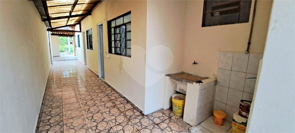 Casa ampla em bairro tranquilo – excelente oportunidade para morar ou investir!
