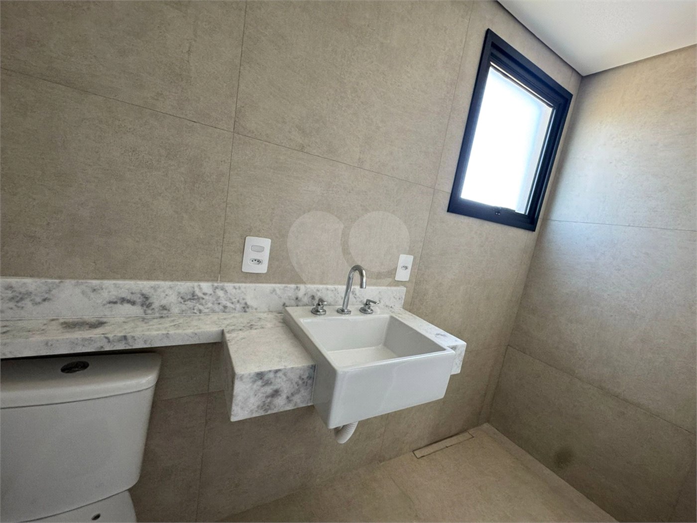 Apartamento à venda ou para alugar com 3 suítes em Parque Campolim, Sorocaba, SP