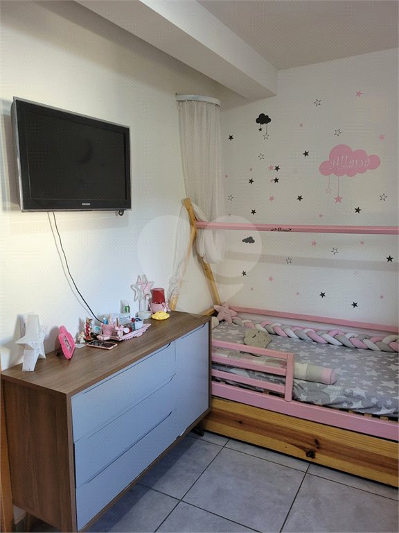 Casa à venda com 2 quartos no condomínio Acapulco, Atibaia - SP