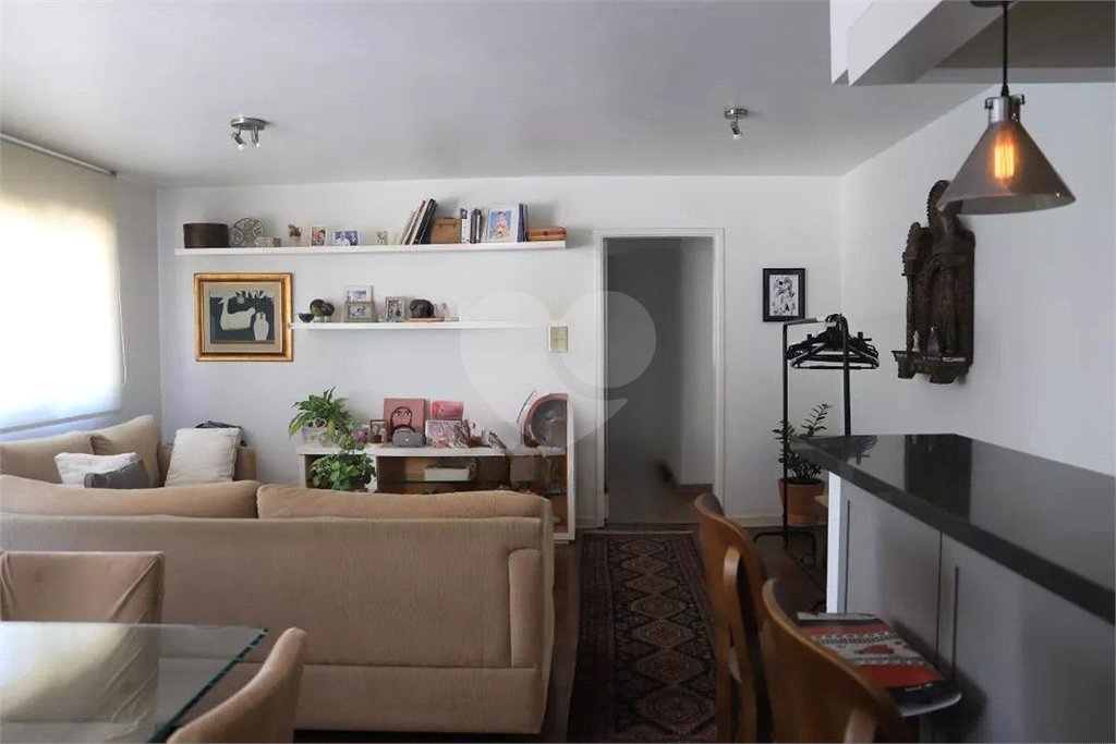Apartamento à venda com 3 quartos, sendo 1 suíte, em Vila Clementino, São Paulo, SP