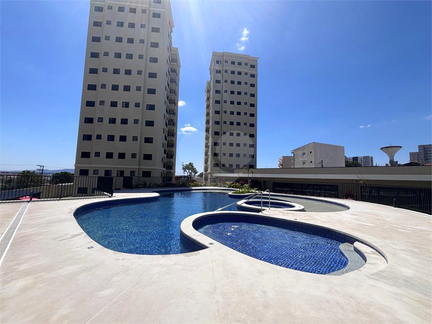 Apartamento à venda com 2 quartos, sendo 1 suíte, em Vila Barão, Sorocaba, SP