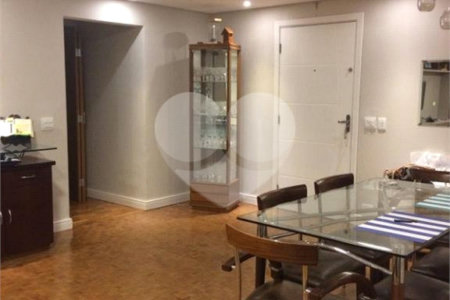 Apartamento à venda com 4 quartos, sendo 2 suítes, em Cerqueira César, São Paulo, SP