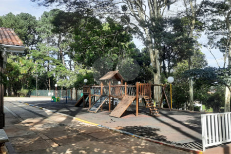 Apartamento à venda com 4 quartos, sendo 3 suítes,  em Interlagos, São Paulo, SP