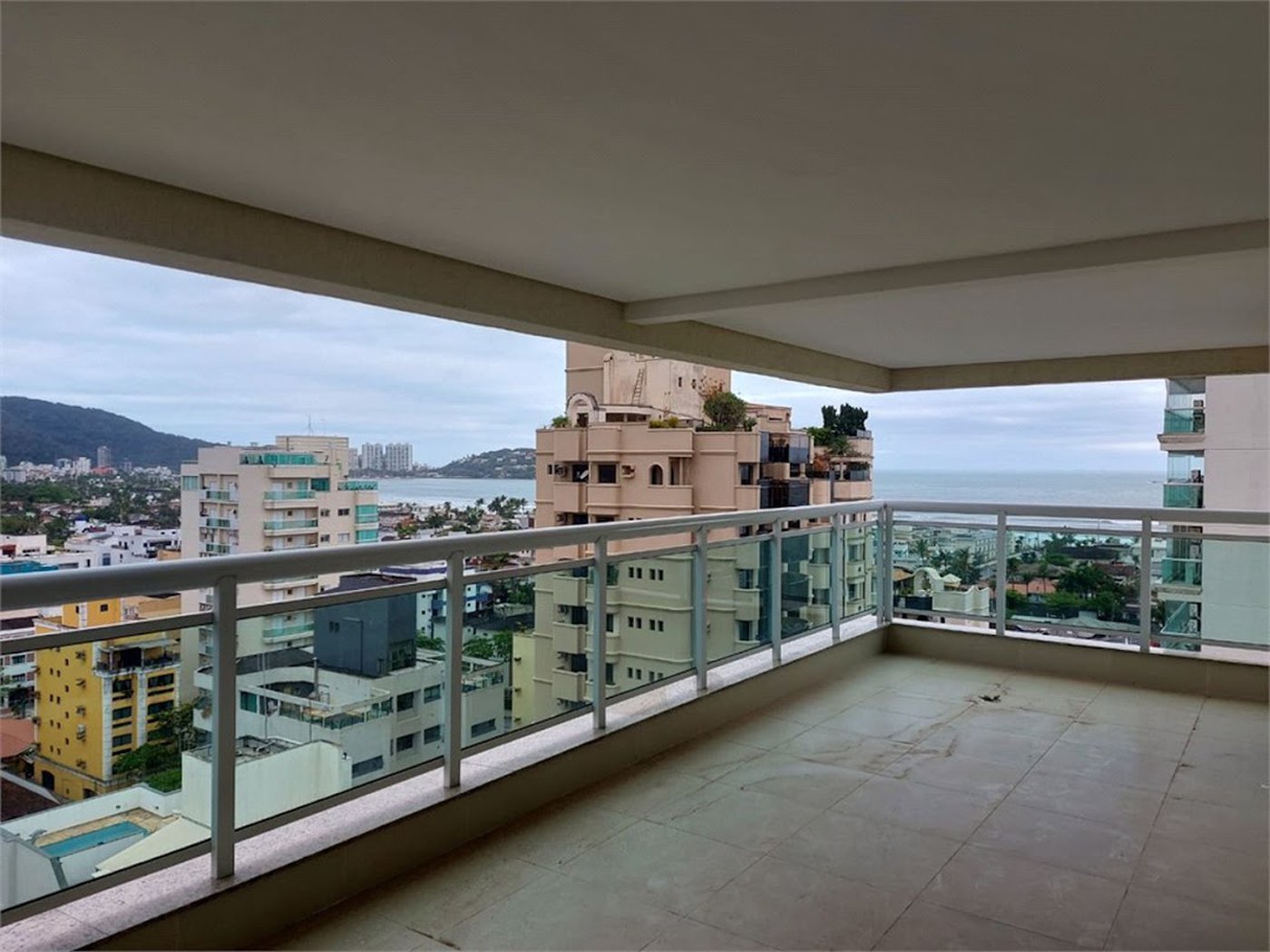 Apartamento Residencial à venda, Balneário Cidade Atlântica, Guarujá - AP1724.