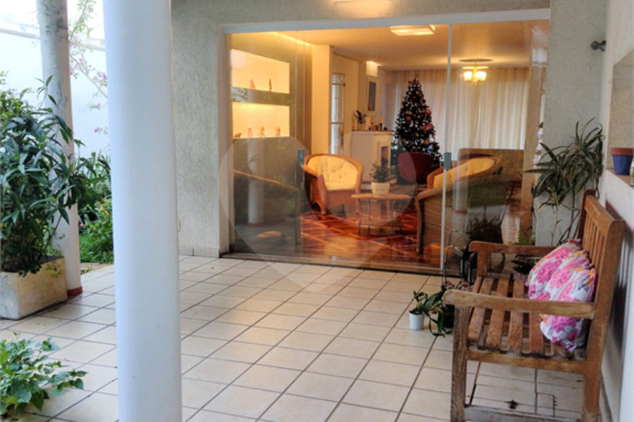 Sobrado à venda com 3 quartos, sendo 1 suíte,  em Jardim São Paulo(zona Norte), São Paulo, SP