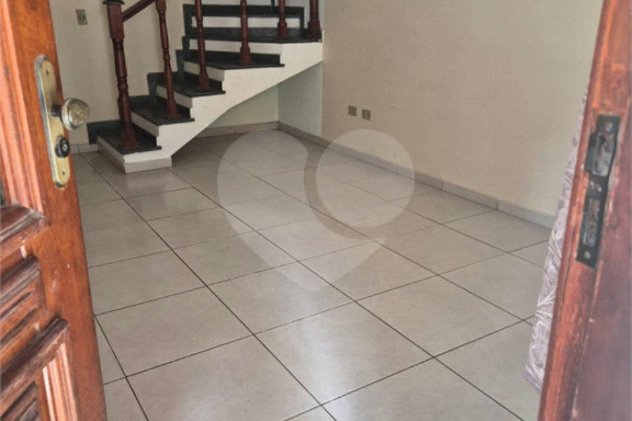Casa à venda com 2 quartos no condomínio Res Portolandia, São Paulo - SP