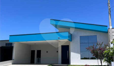 Casa à venda com 3 quartos, sendo 1 suíte,  no condomínio Cond Laguna, Indaiatuba - SP