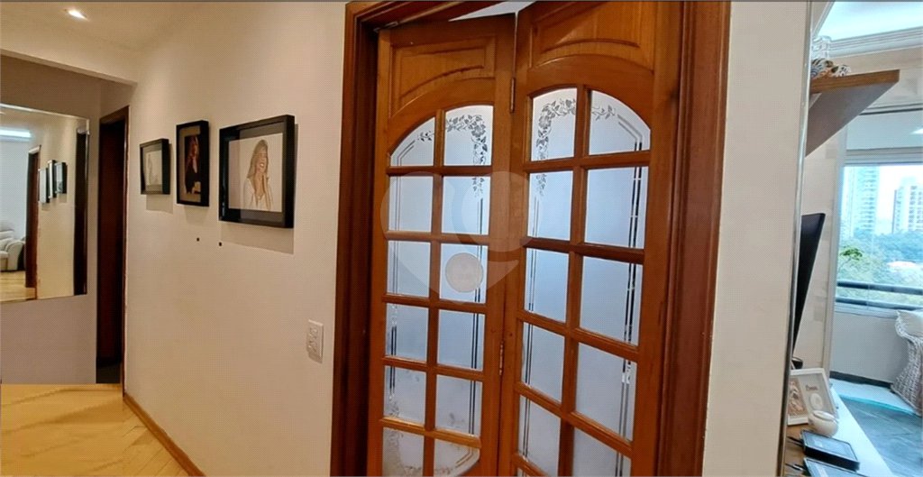 Apartamento à venda com 3 quartos, sendo 1 suíte,  em Vila Gomes Cardim, São Paulo, SP