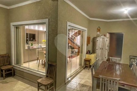 Casa de Vila à venda com 3 suítes em Jardim Paulista, Atibaia, SP