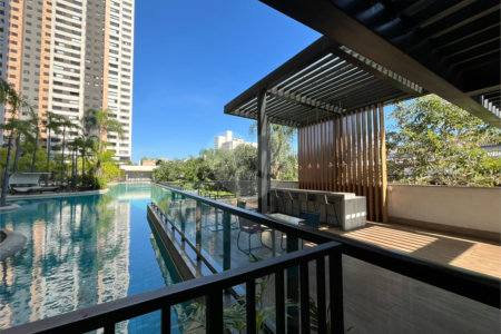 Apartamento no Brás repleto de lazer com 50 m² com 2 dormitórios e 1 vaga, Estuda Permuta