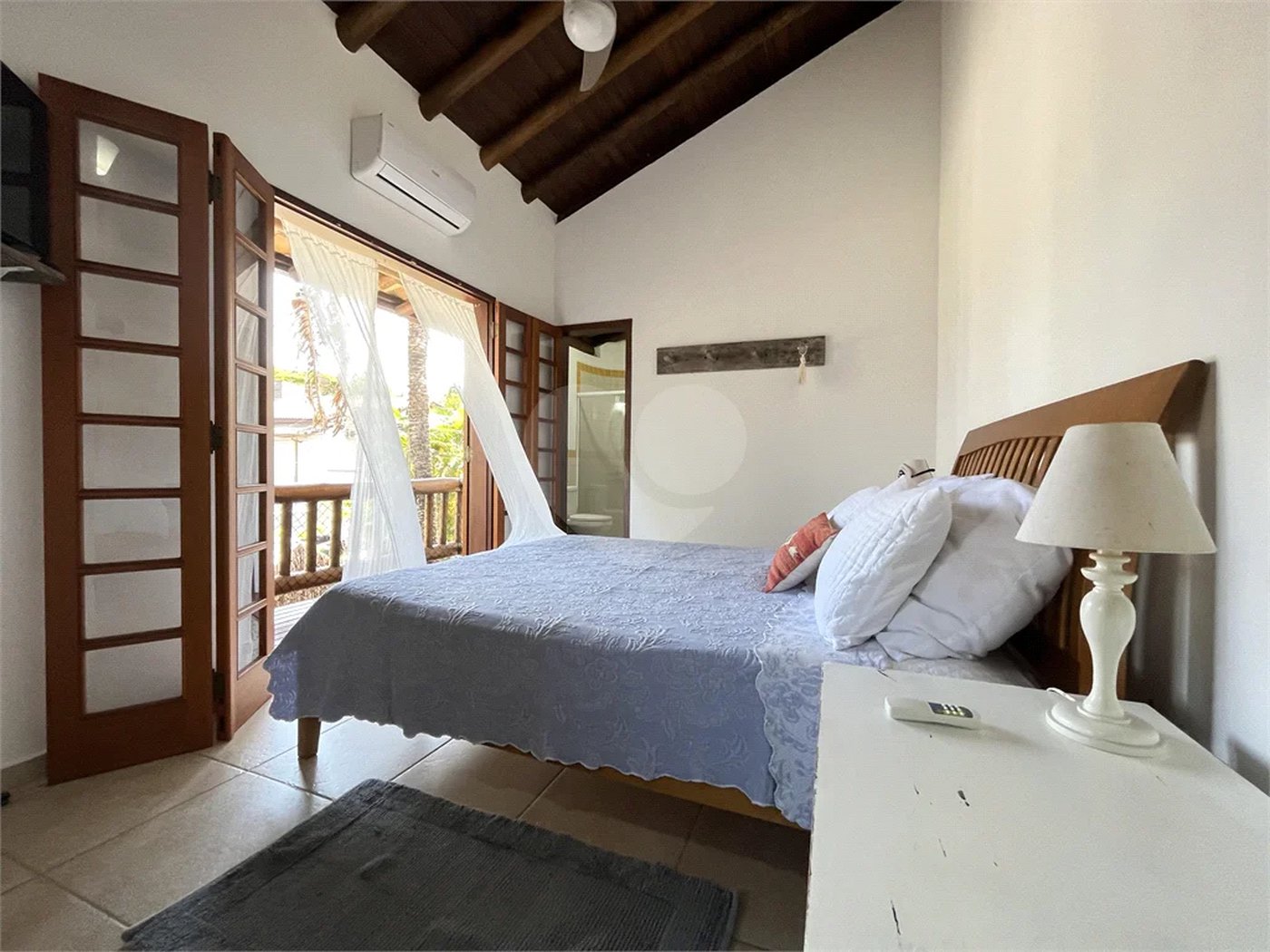 Casa à venda com 4 suítes em Costa do Sol, Bertioga, SP
