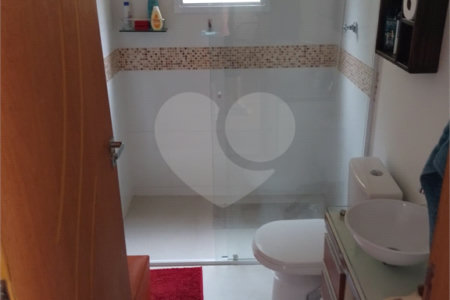 Casa á venda em Atibaia - SP