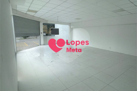 Loja Ponto Comercial em Vila Industrial, São José dos Campos/SP.