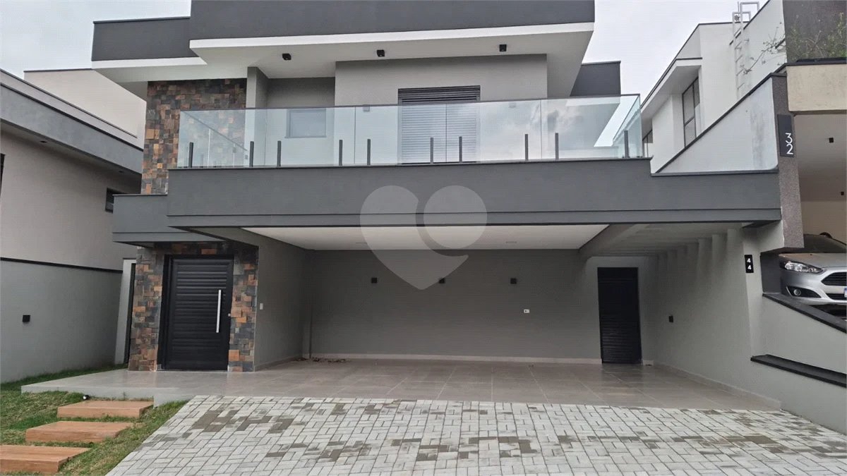 Casa com 3 suítes, piscina e área gourmet em terreno de 360m²