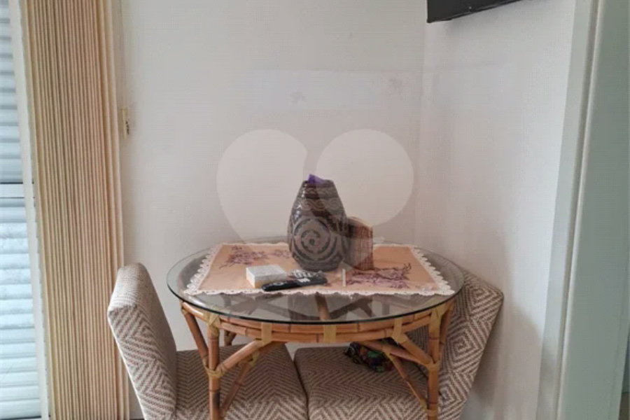 Apartamento à venda com 2 suítes no Centro, Bertioga, SP