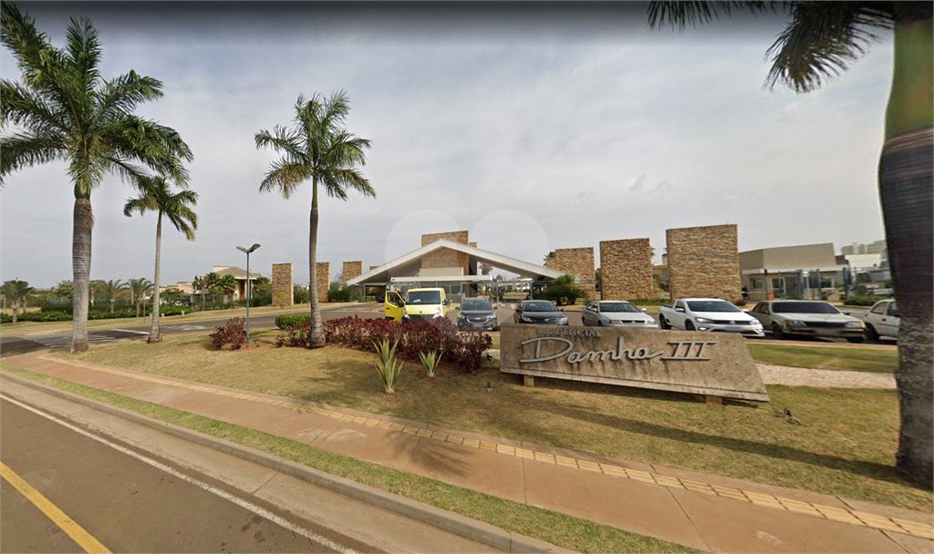 Casa em Construção no Condomínio de alto padrão Dahma III