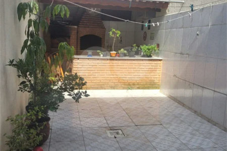 Sobrado de 3 quartos à venda na Penha