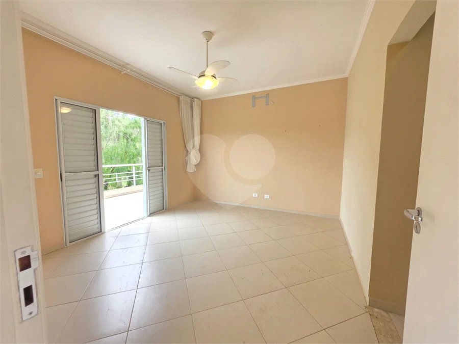 Casa à venda ou para alugar com 3 quartos, sendo 1 suíte,  no condomínio Terras de São Francisco, Vinhedo - SP