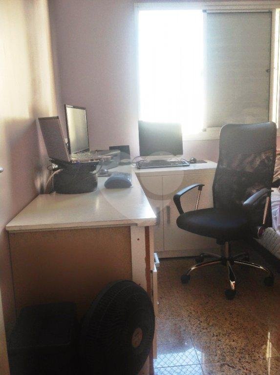 Apartamento à venda com 3 quartos, sendo 1 suíte, em Jardim Marajoara, São Paulo, SP
