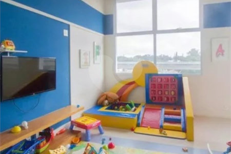 Cobertura amplo com 110m² mobilizada à venda no Campo Belo
