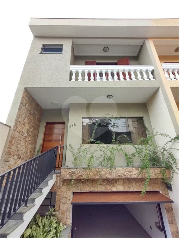 Linda casa à venda no bairro Santa Maria em São Caetano do Sul, 257 m², 3 quartos (1 suíte) e 6 vagas de garagem