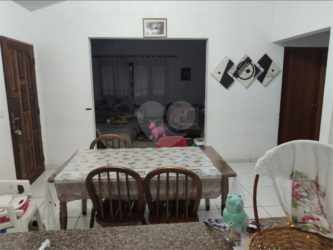Sobrado à venda com 290m² na região central de Bom Jesus dos Perdões – SP